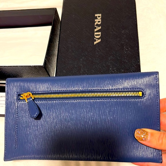Prada Bluette Vitello Move Leather Long Envelope Wallet 1MF175 - Picture 2 of 3